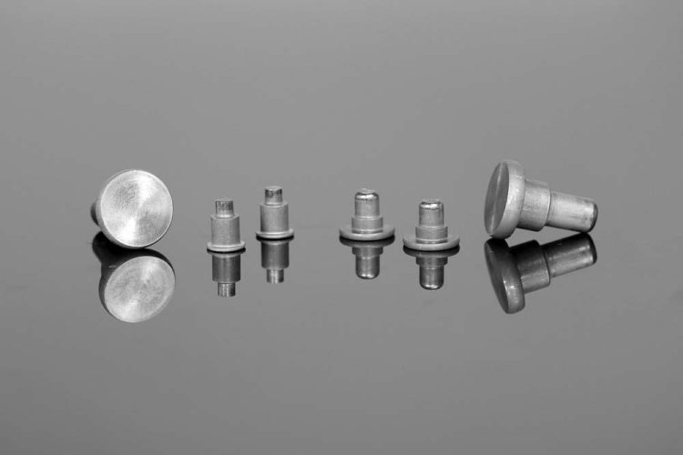 Pins _ rivit